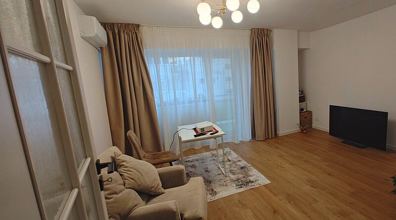 Lujerului metrou, parc Liniei